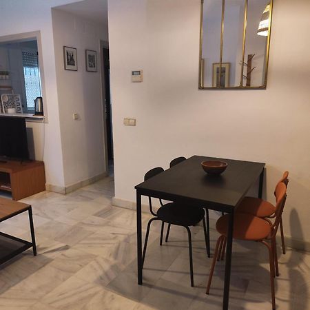 Apartamento San Luis. Plaza De Parking Gratis!!! Seville Exterior photo