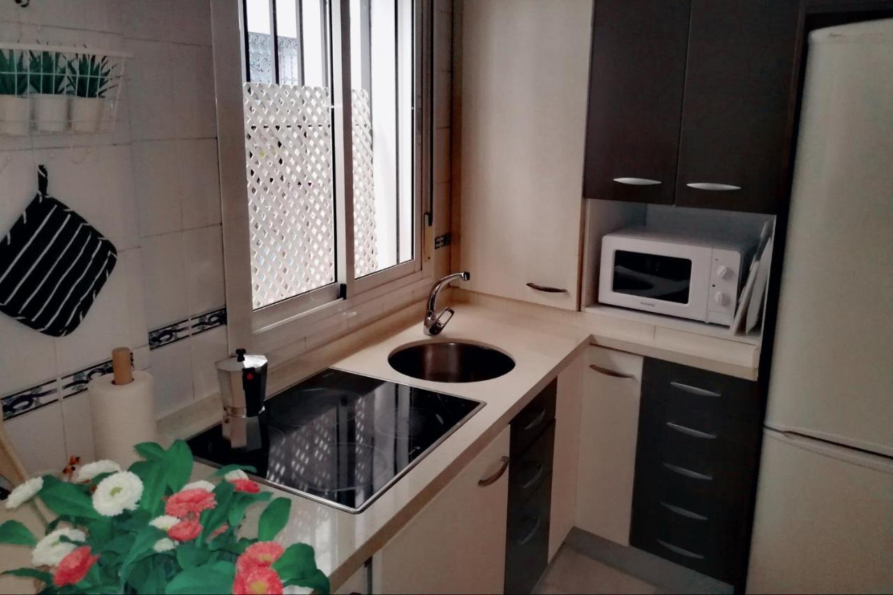 Apartamento San Luis. Plaza De Parking Gratis!!! Seville Exterior photo
